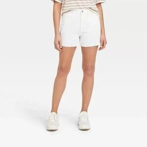 Universal Thread Women's Size 16 White Mid Rise Boyfriend Denim Shorts